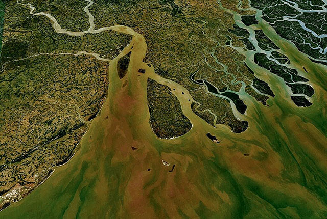 Ganges_88.08434E_21.69247N-copy