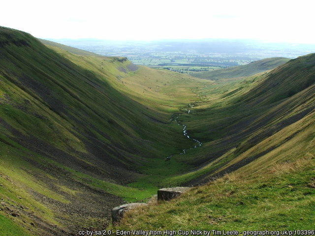 geograph-103396-by-Tim-Leete
