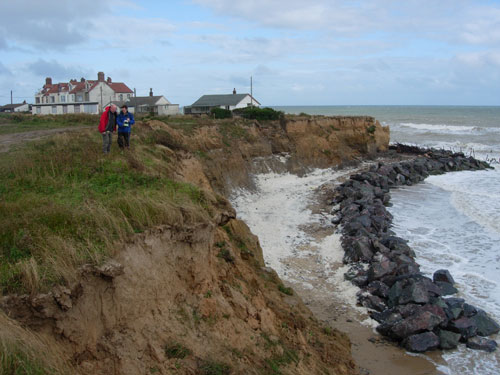 effects of coastal erosion in happisburgh
