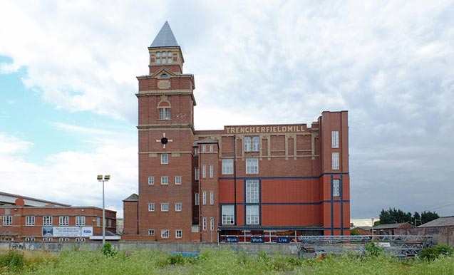 Trencherfield Mill by Gary Rogers