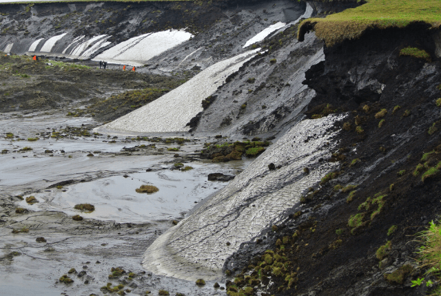 Thawing permafrost in Herschel Island, 2013. Source: Boris Radosavljevic.