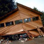 Damaged building following earthquake