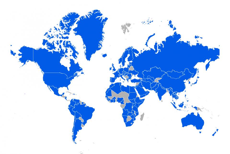 The iGeology app has been downloaded in 134 countries worldwide. Dark blue colours correspond to countries with the highest number of downloads; grey countries relate to zero downloads. Basemap © National Geographic Society.