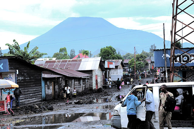 Volcan_Nyiragongo. Dgmuham, CC BY-SA 3.0, https://creativecommons.org/licenses/by-sa/3.0, via Wikimedia Commons