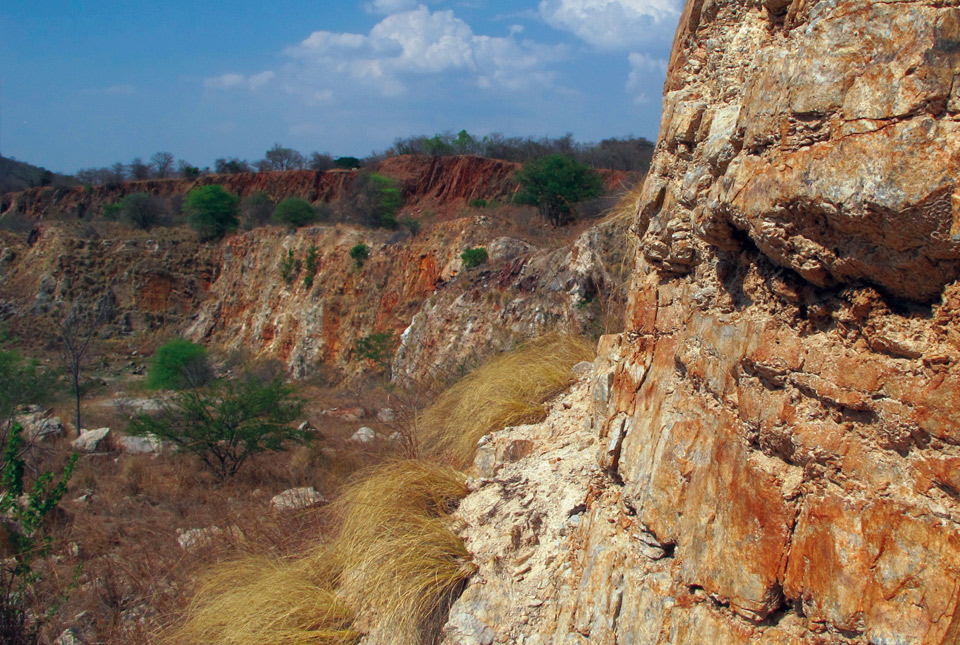 Kamativi lithium pegmatite, Zimbabwe