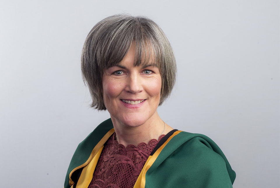 Dr Marie Cowan