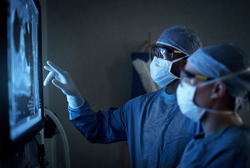 Critical_minerals_medicine_istock_592647828