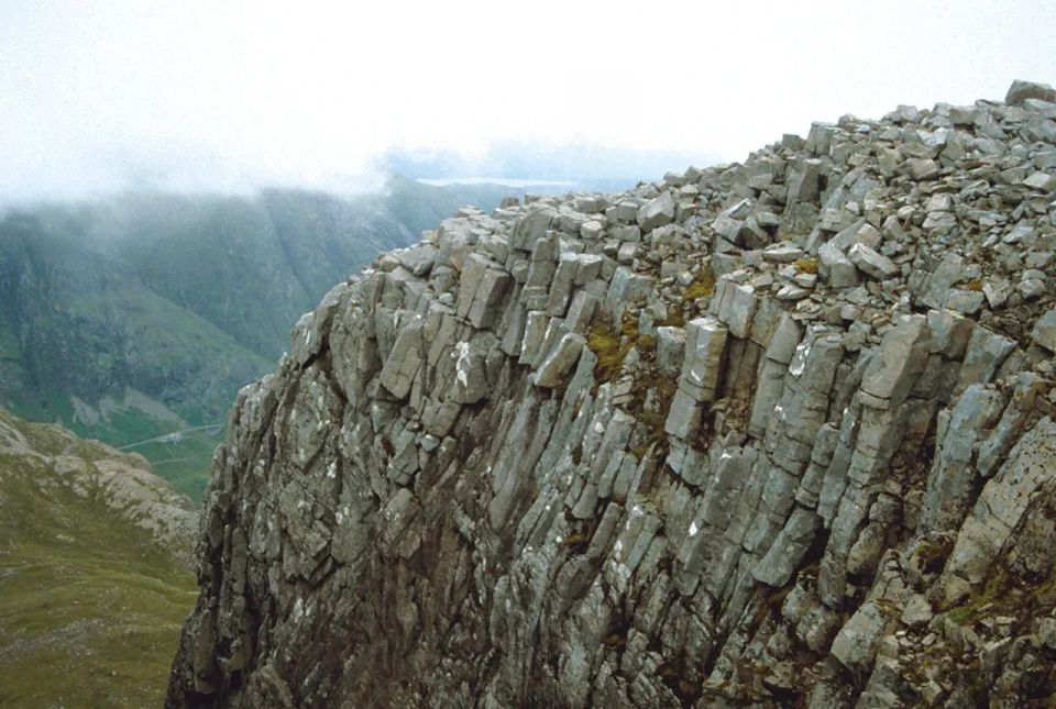 Columnar jointing on the side of a steep valley.