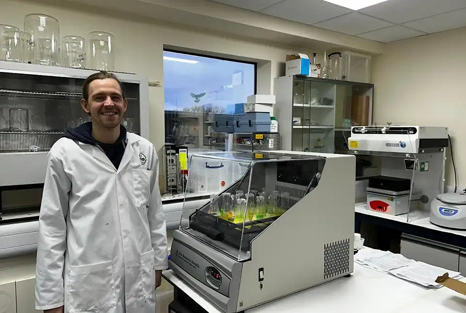 Chris Bengt, PhD Student, in Stable Isotope Lab, Keyworth. BGS © UKRI.