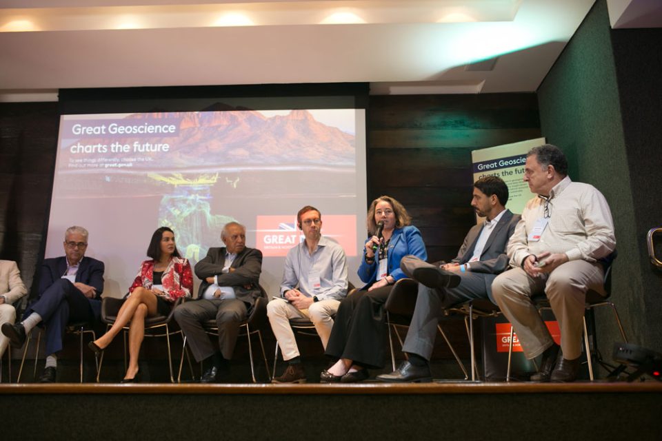 Panellists discuss how geoscience can impact the Earth's future at the lithium and development workshop in Brazil